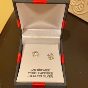 📌NWT Sterling silver earrings